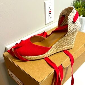 I.crew 5.5 wedges red